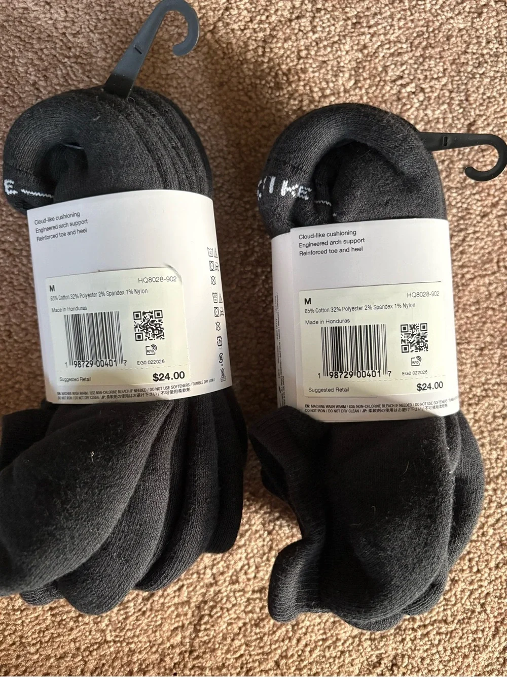 Nike Women’s set of 6 black no show athletic socks medium NWT